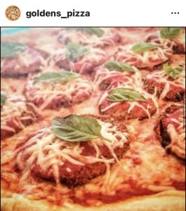Goldens Pizza 4